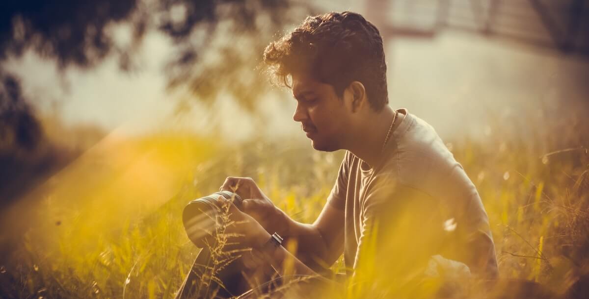 Indian guy wondering when curcumin was discovered